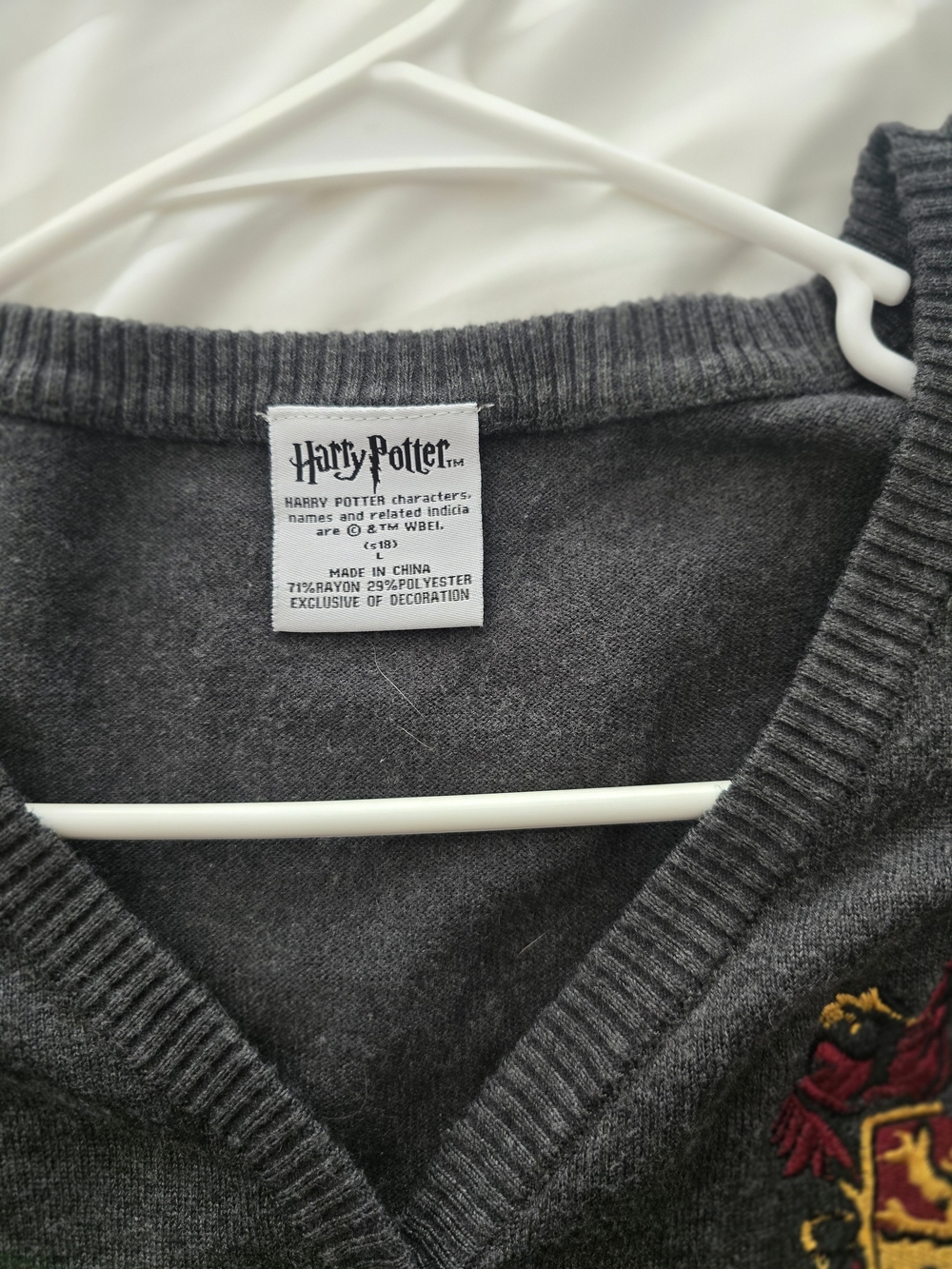 Women's Harry Potter Dark Charcoal Gryffindor Crest Cardigan - Large - Picture 6 of 6